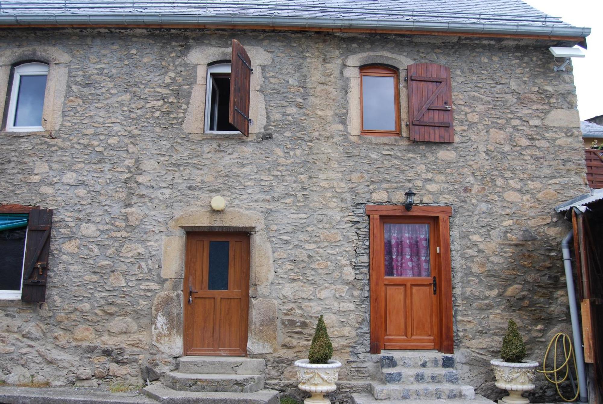 Gite De Montagne Poubeau Εξωτερικό φωτογραφία